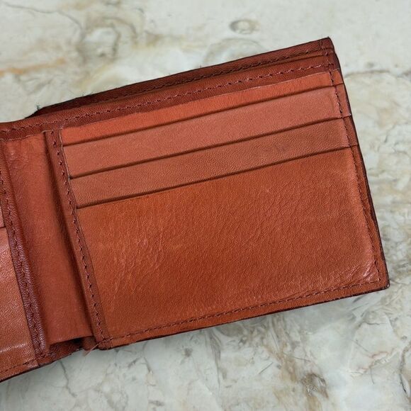 Leather Croc Embossed Bifold Compact Wallet - Picture 11 of 12